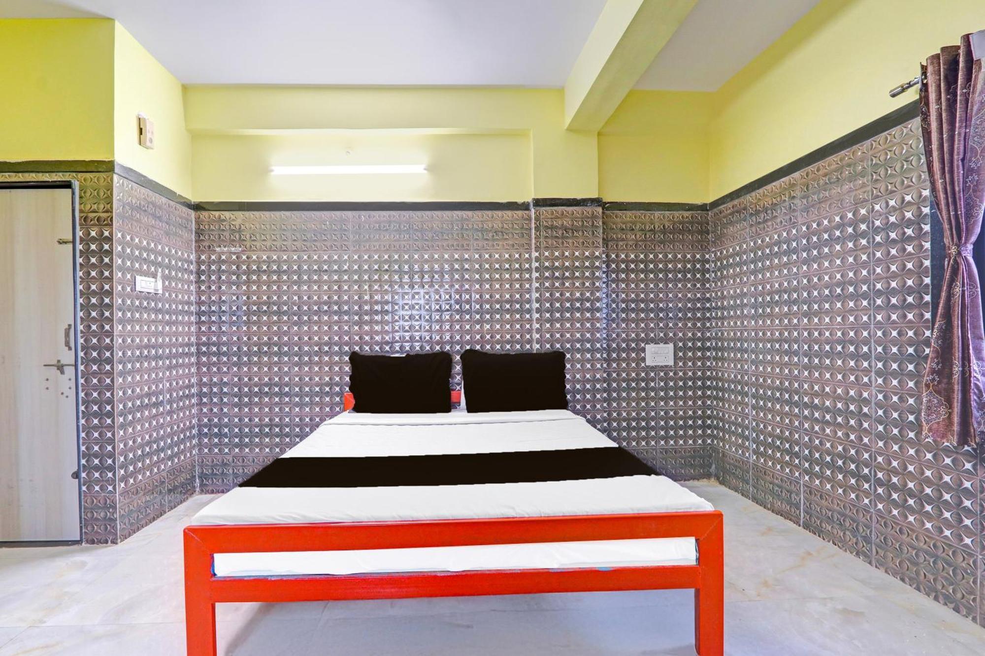 Hotel O Pankaj Hotel & Lodge Gangapur  المظهر الخارجي الصورة