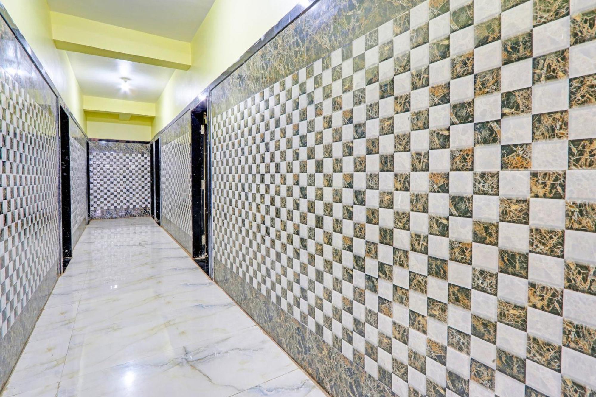 Hotel O Pankaj Hotel & Lodge Gangapur  المظهر الخارجي الصورة