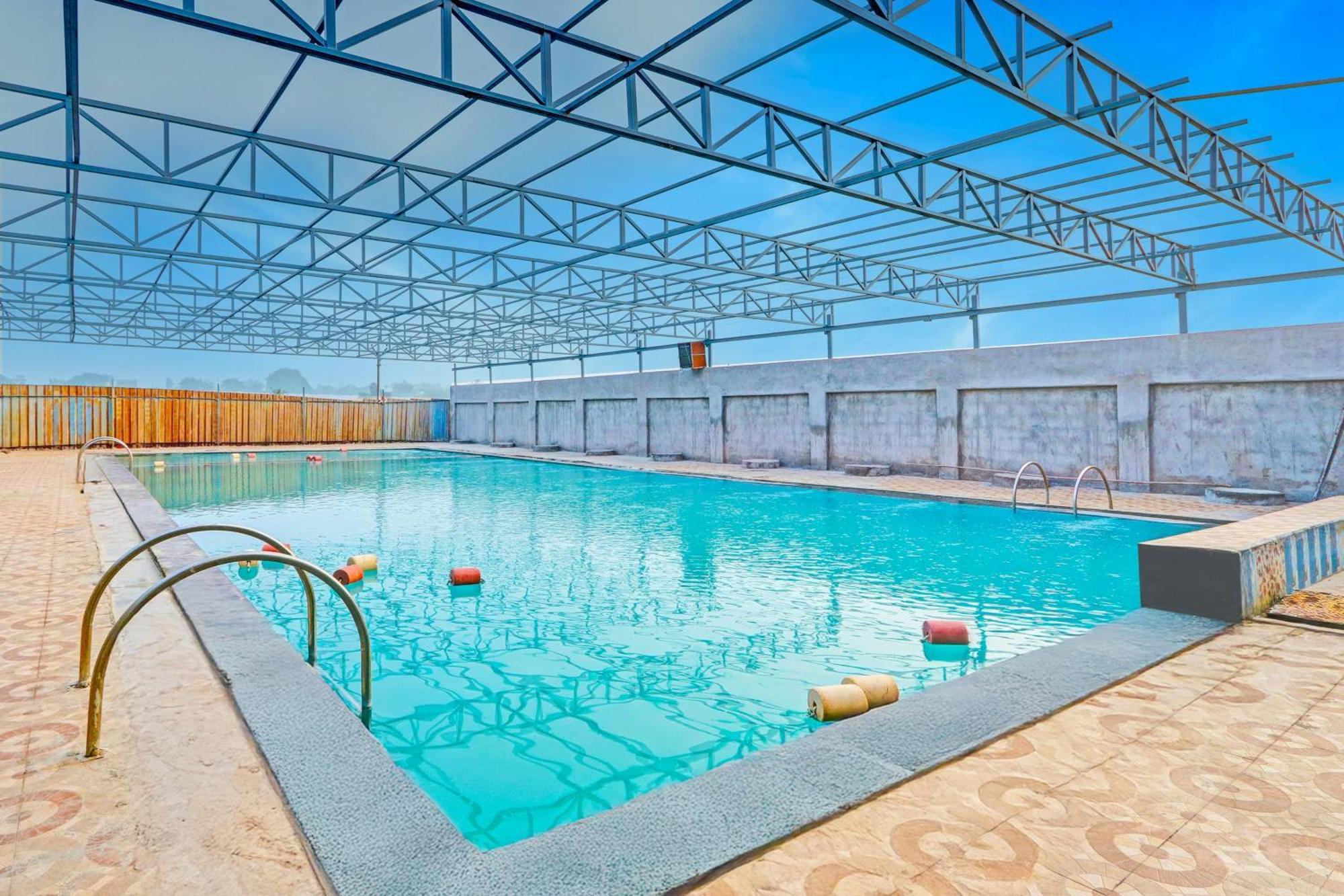 Hotel O Pankaj Hotel & Lodge Gangapur  المظهر الخارجي الصورة